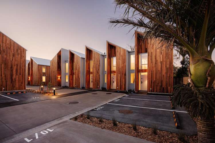 Unit 9/1 Nikau Grove Woburn_16