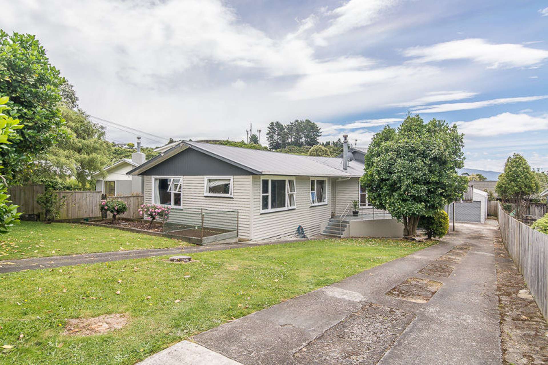 10 Kaitawa Crescent Paraparaumu_0