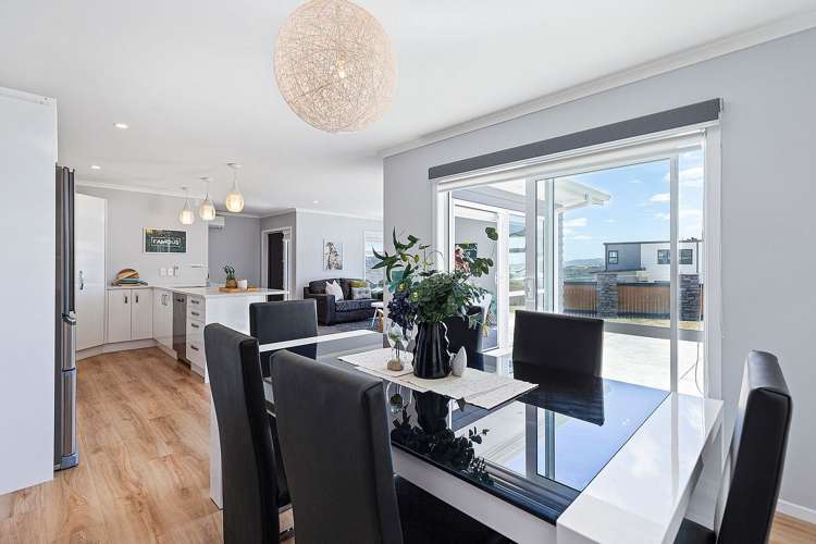 5 Madeira Close Whitby_6