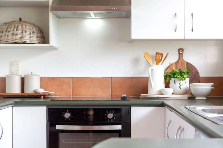 2/185 Shakespeare Road_2