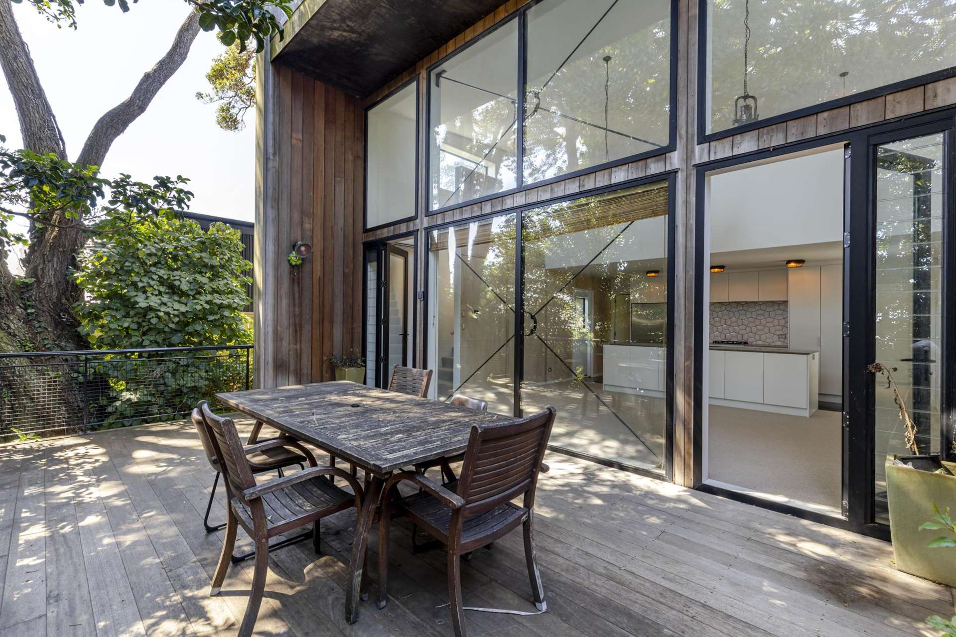 2/66 Powderham Street City Centre_0