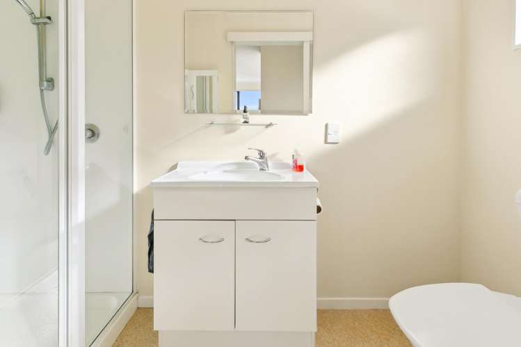 40a Bannister Avenue Johnsonville_8