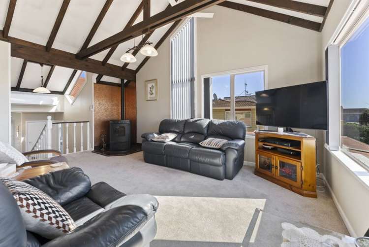 8 Newall Avenue Stoke_4