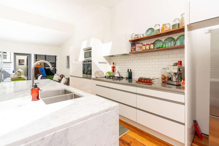 87 Tiber Street Island Bay_15