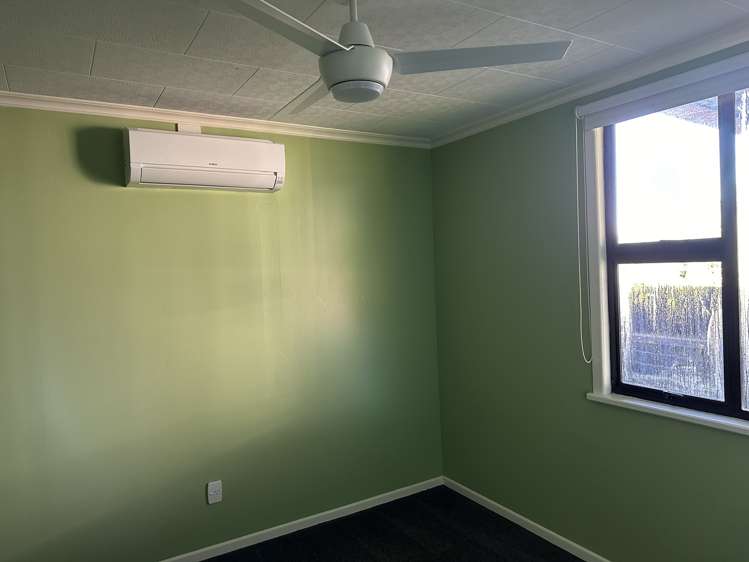 5 Kitchener Street Eltham_11