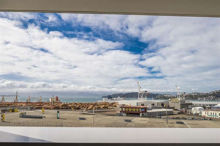 508/107 Thorndon Quay Pipitea_16