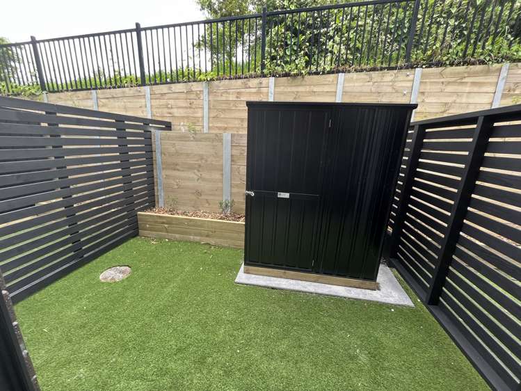 49 Selo Street Glen Eden_9