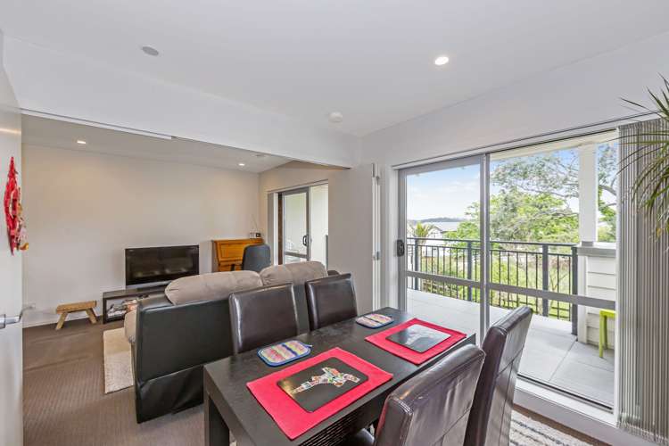 A18/71 Spencer Road Oteha_3