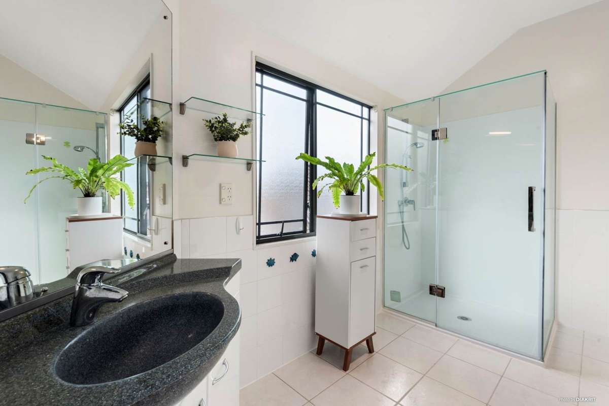 1a Benson Road_5