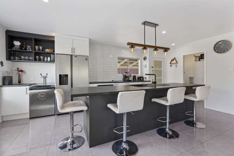 1 Ross Place Blagdon_15