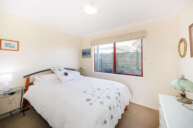 12 Robbie Street Foxton Beach_15