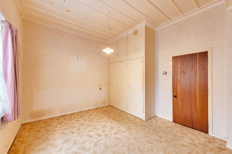 19 Halswell Street Wanganui Central_12