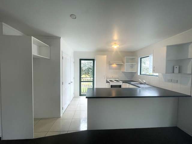 22A Newland Grove Henderson_1