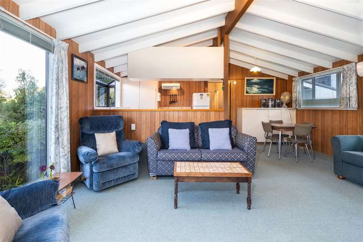 1/659 Queen Charlotte Drive Havelock_14