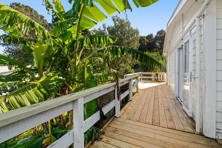 37 Sea View Road Ostend_16