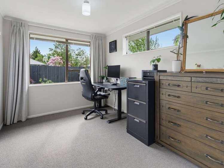 2/244 Main North Road Redwood_11