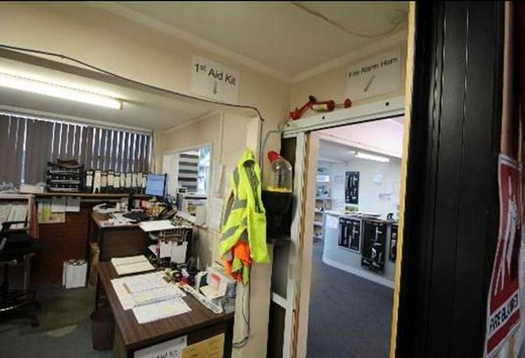 76 Delta Avenue New Lynn_11