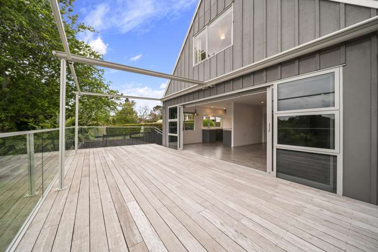 50A Renata Crescent Te Atatu Peninsula_11