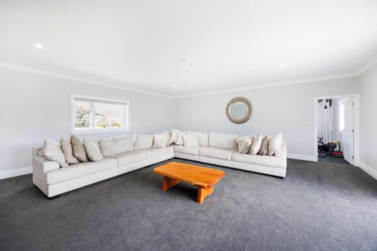 52 Highland View Drive Tokomaru_5