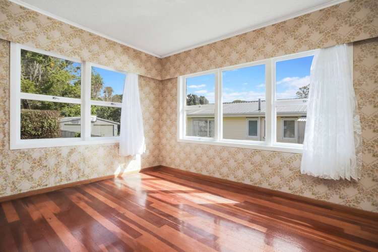 90 Coronation Road Mangere Bridge_9