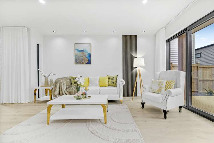 4 Sagitta Drive Flat Bush_11