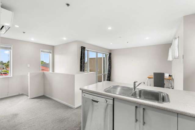 10/9 Cameron Street Sydenham_3