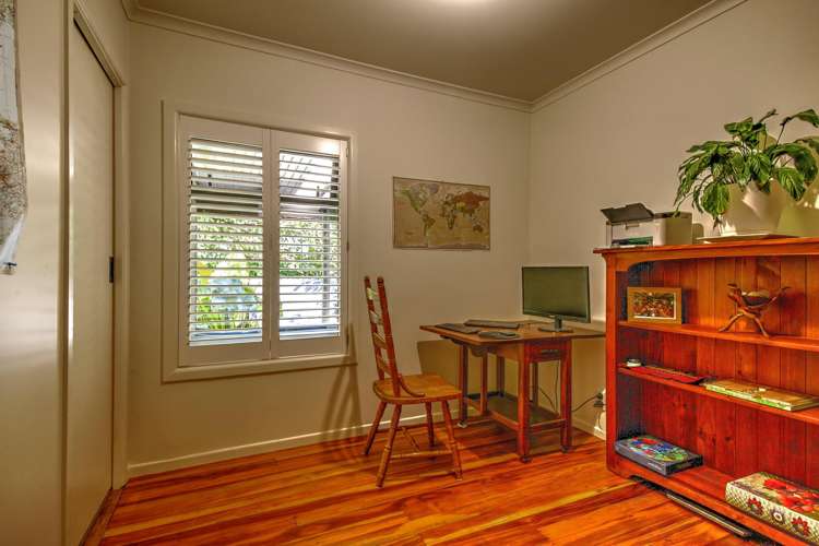 33 Resthill Crescent Glenview_19