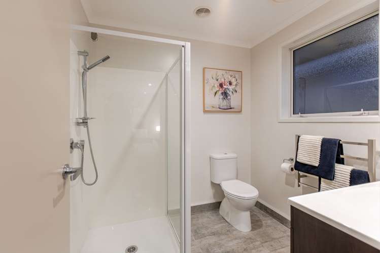 22 Mahia Lane Waikanae_9