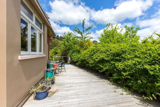 72a Moeraki Road Maoribank_1