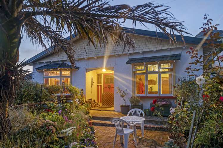 17 Cunningham Terrace Lyttelton_1