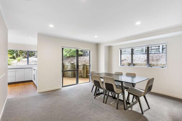 105 Waitakere Road Waitakere_4