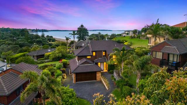 Prime Long Bay Outlook, Ready for Your Vision!