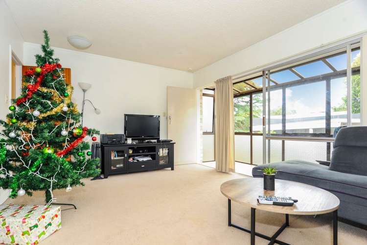 4/24 Shackleton Road Mount Eden_1