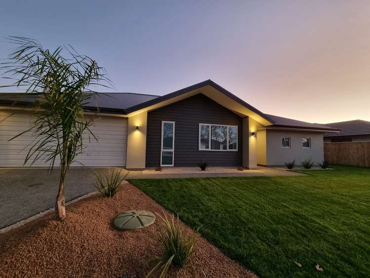 32 Oakdale Grove Richmond_0