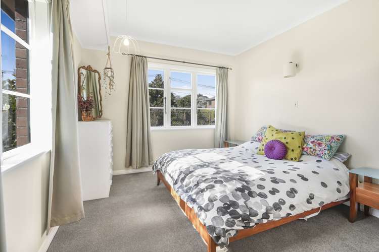 107 Macfarlane Street Hamilton East_15