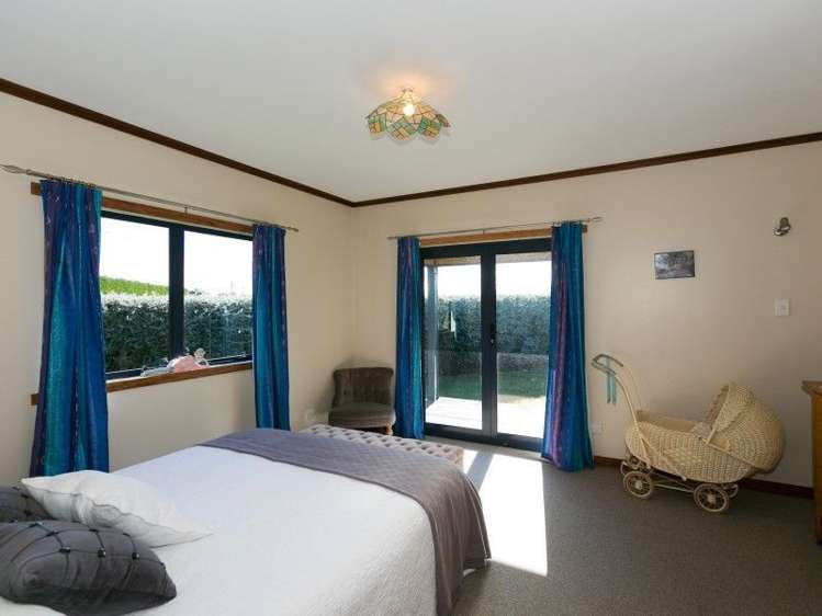 5881 Mountain Road Normanby_19