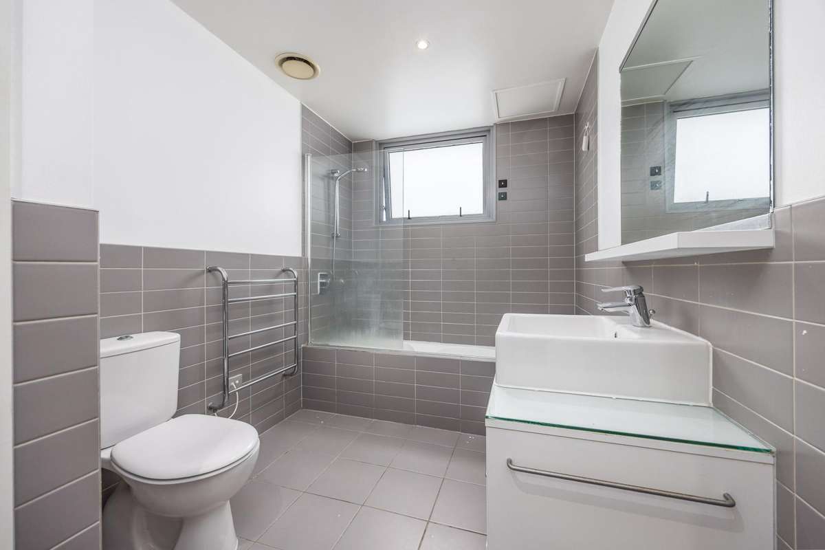 1401/30 Beach Road_2