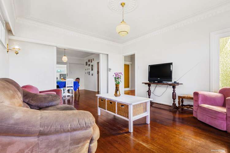 24 James Laurie Street Henderson_9