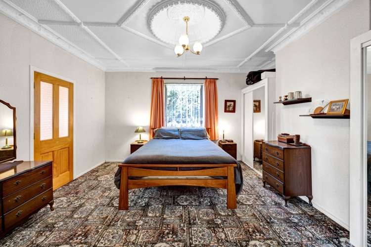 17 Hoyle Place New Plymouth Central_31