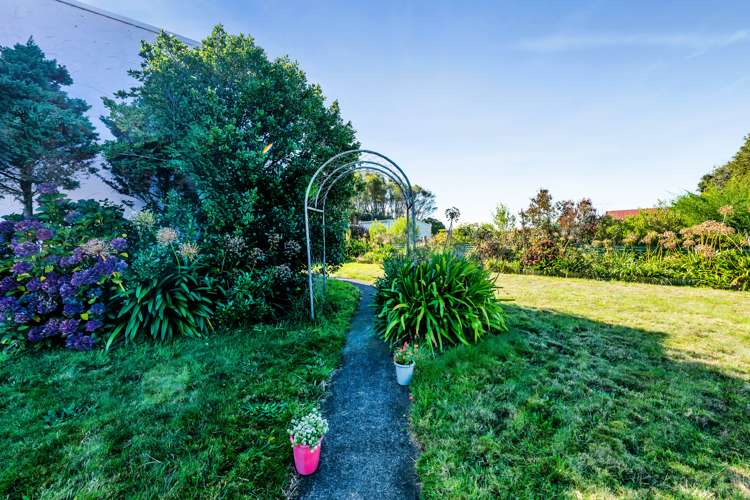 87 South Road Manaia_9