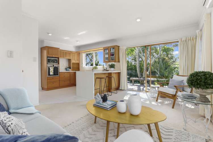 126 Bramley Drive Farm Cove_8