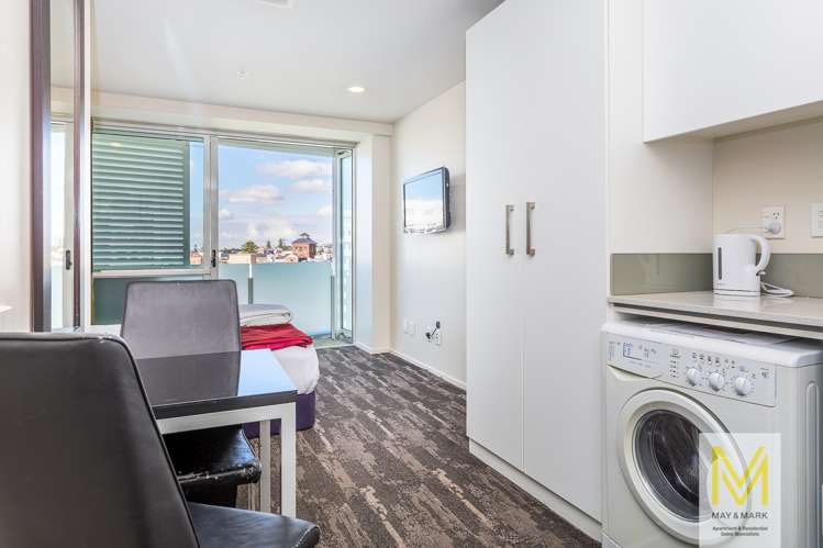 1319/10 Waterloo Quadrant Auckland Central_8
