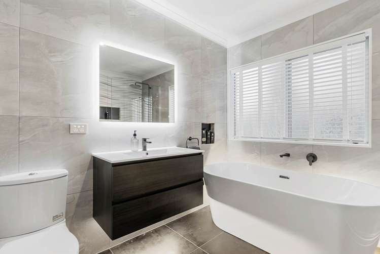 21 Kotanui Avenue Army Bay_14