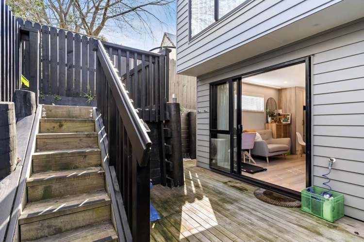 3/1b Tacitus Place Totara Vale_13