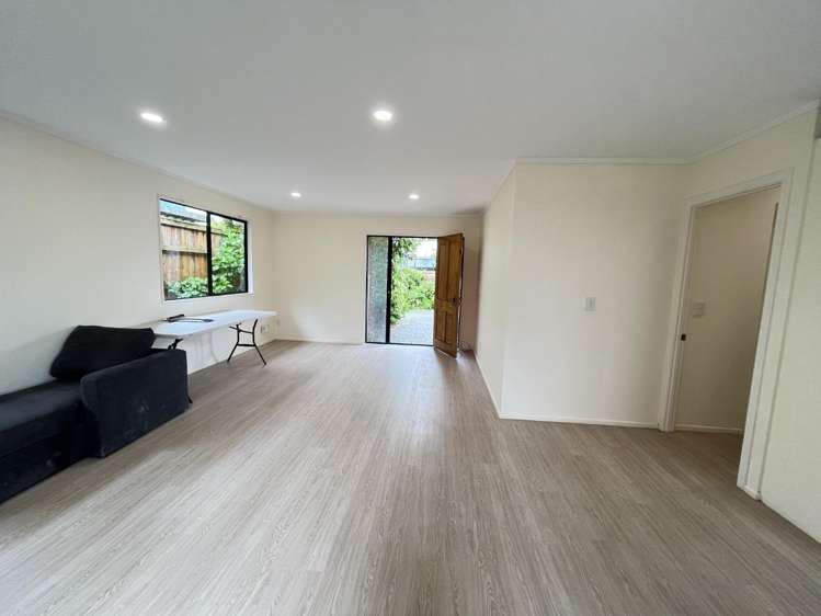 17A Bond Crescent Forrest Hill_4