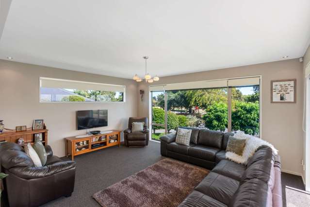 20 Titirangi Crescent Parklands_2