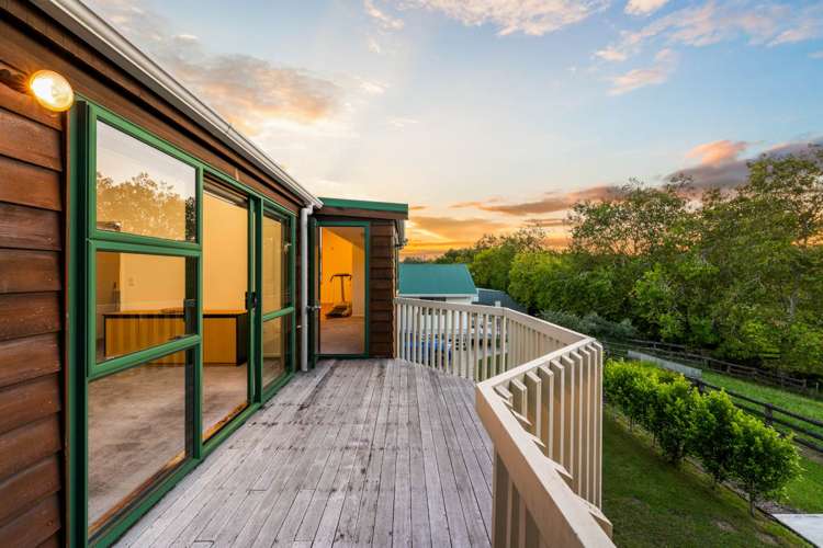 136 Muriwai Road Waimauku_17