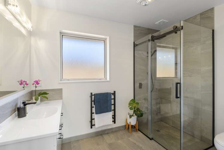 281 Southfield Drive Lincoln_20