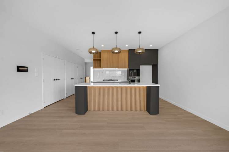 168 Hitchen Road_4