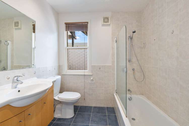 4 Turnbull Road Narrow Neck_18